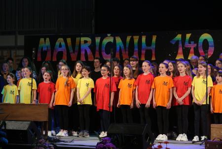 PRIREDITEV OB 140 LET ŠOLSTVA NA RAKEKU 48 FOTO LJUBO VUKELIČ